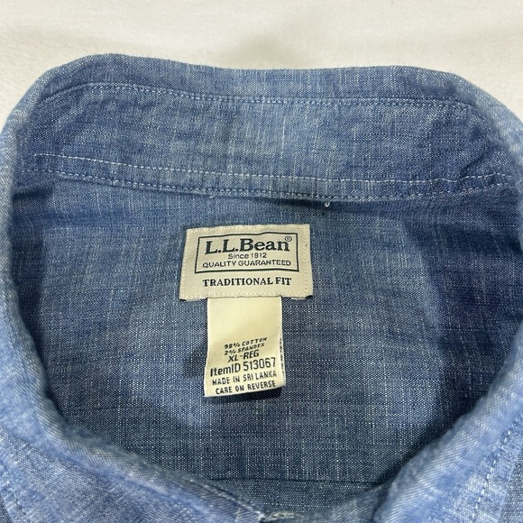 LL Bean Men's XL Blue Chambray Traditional Fit Comfort Stretch Button Up Shirt - Picture 4 of 7